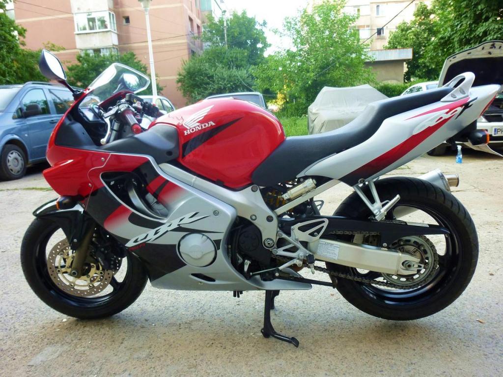 Ф 4 ай. Хонда СБР 600 ф4. Honda CBR 600 f4i 2004. Мотоцикл Хонда 600 CBR f4i. Honda CBR 600 f4 2008.