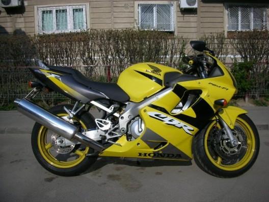 Honda CBR 600 Р¶РµР»С‚С‹Р№